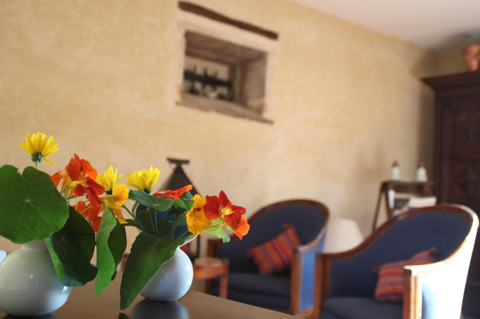 Bed & Breakfast - Maison De Marie Messimy-sur-Saone Exterior photo