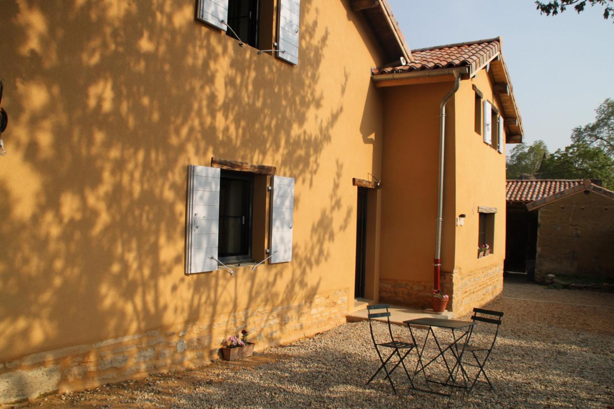 Bed & Breakfast - Maison De Marie Messimy-sur-Saone Exterior photo