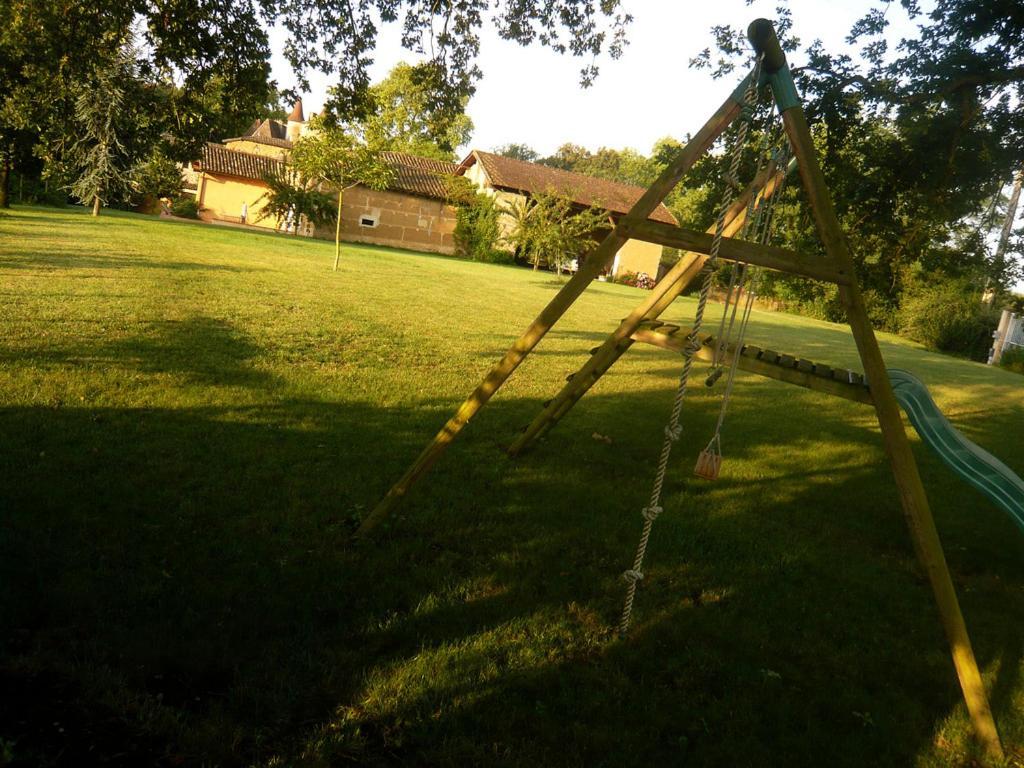Bed & Breakfast - Maison De Marie Messimy-sur-Saone Exterior photo