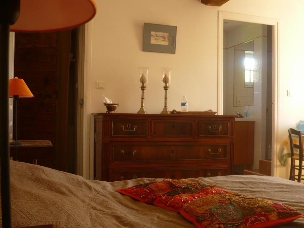 Bed & Breakfast - Maison De Marie Messimy-sur-Saone Exterior photo
